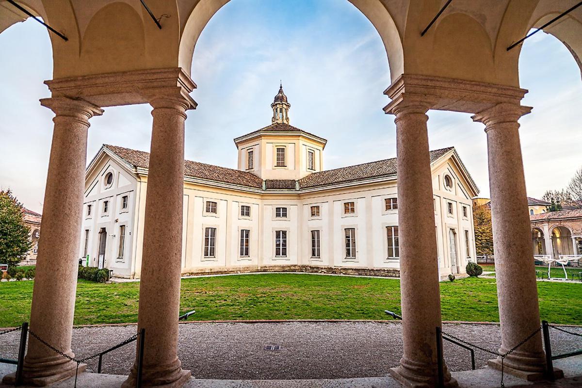 Typical Milanese Flat Apartment Bagian luar foto
