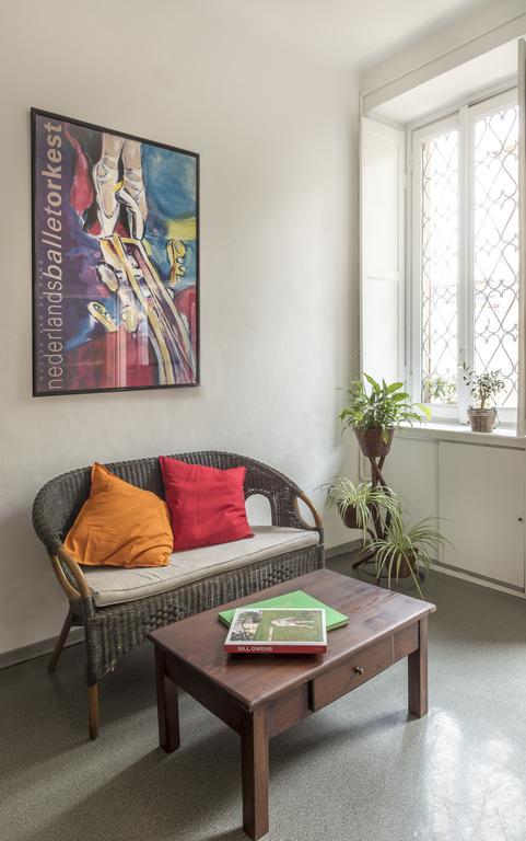 Typical Milanese Flat Apartment Bagian luar foto